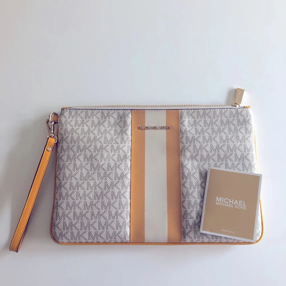 New Michael Kors Large Logo Wristlet